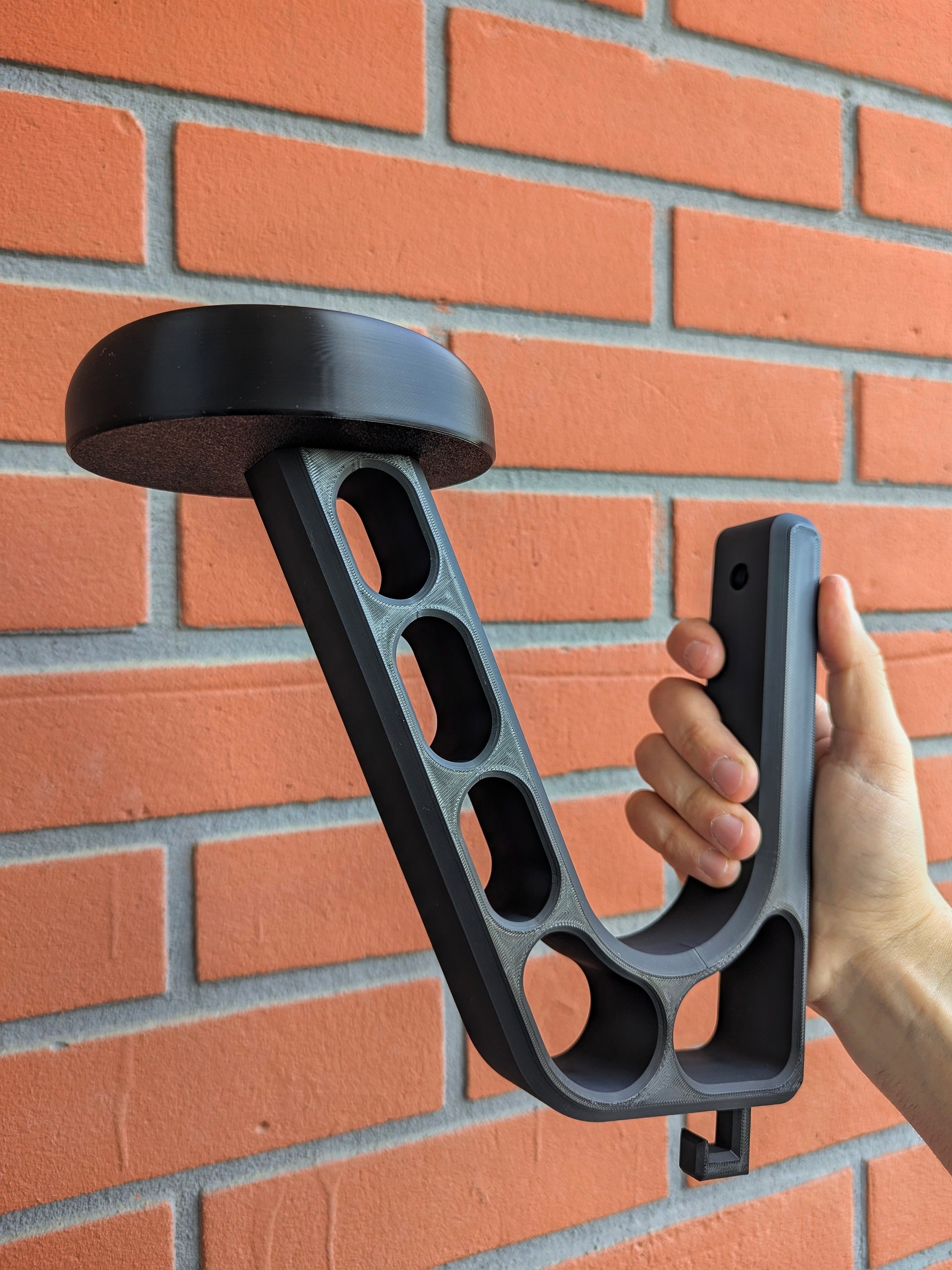 ჩაფხუტის საკიდი