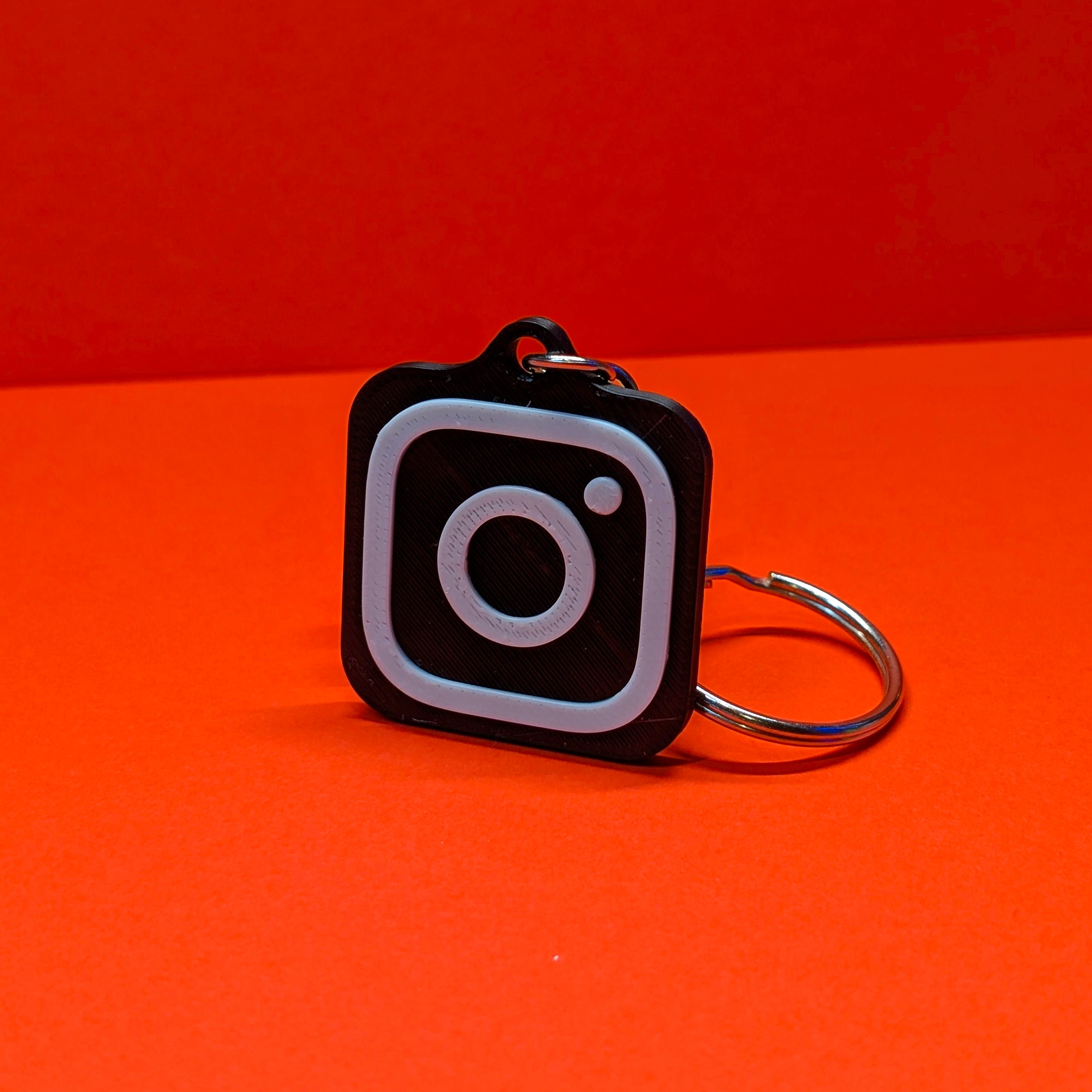 NFC ბრელოკი Instagram-ისთვის